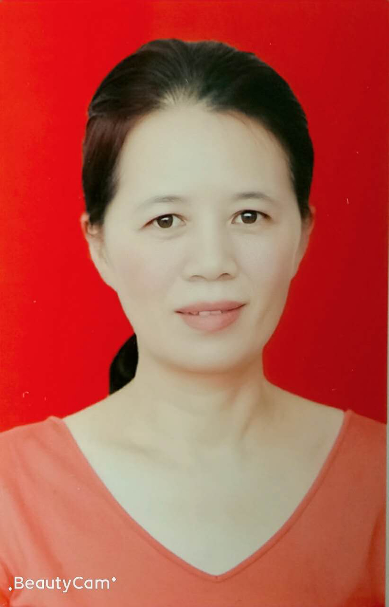 副书记  杨晓珍